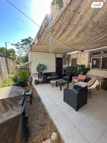 דירת גן, אוסוולדו ארניה 17, שכונה ד', באר שבע