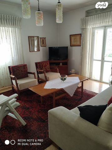 דירה, הרב בלוי 17, סנהדריה, ירושלים