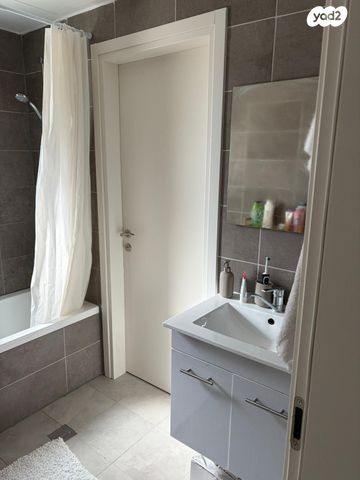 דירה, רותם 1, המגרסה, מבשרת ציון