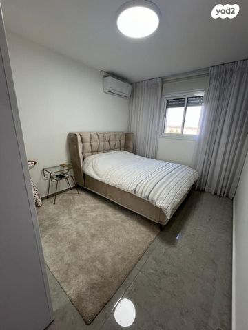 דירה, שונית 1, קרית מנחם בגין, רמלה