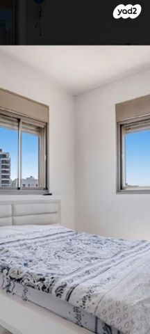 גג/ פנטהאוז, ירושלים 4, רוטשילד עצמאות, בת ים