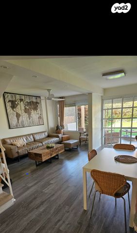 דו משפחתי, הזית 1, צורן, קדימה צורן