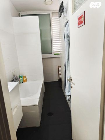 דירה, יהודה הלוי 8, מרכז העיר דרום, נתניה