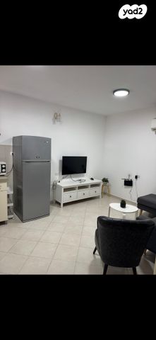 דו משפחתי, שדרות מנחם בגין 78, שכונת הורדים, קרית שמונה