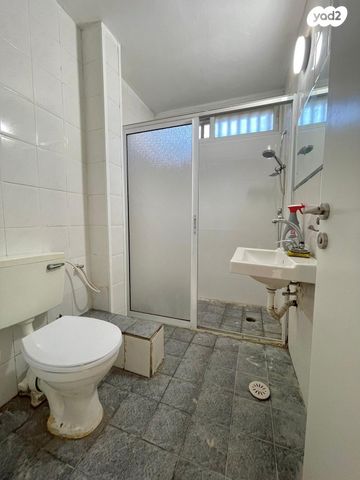 דירה, שדרות דגניה 11, קרית חיים מערבית, חיפה