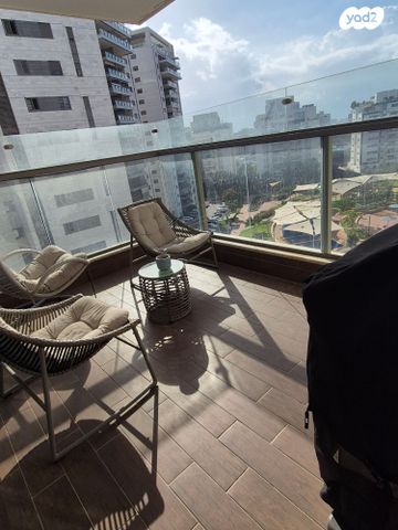 דירה, פרופ' אפרים קציר 21, רחובות המדע, רחובות