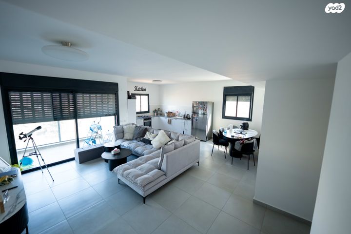 דירה, בזלת 10, שאר העיר, אריאל