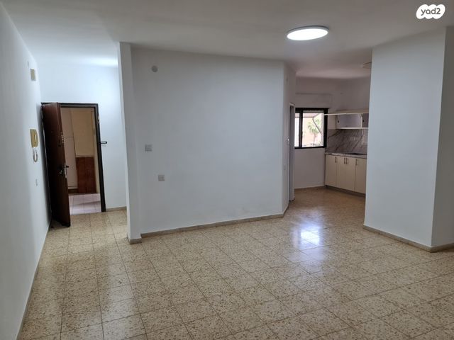 דירה, הגיבורים 52, מרכז העיר, חדרה