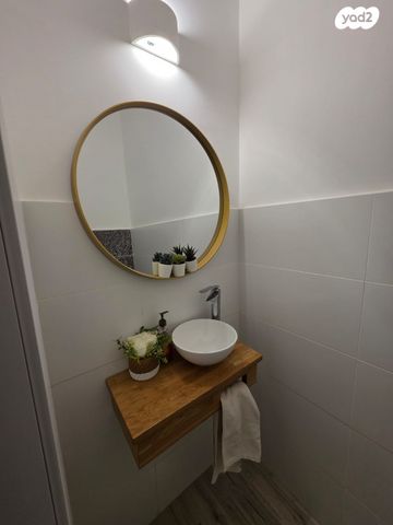 דירת גן, השונית 6, נאות רבין, יבנה