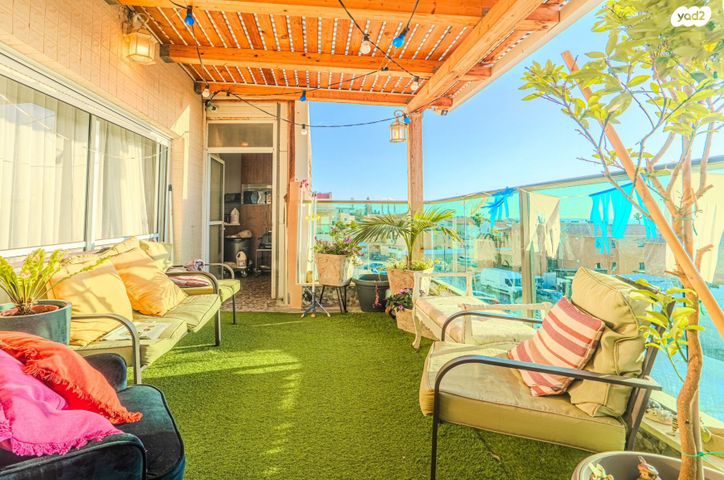 גג/ פנטהאוז, הרב מנצור בן שמעון 14, נווה ים, אשקלון