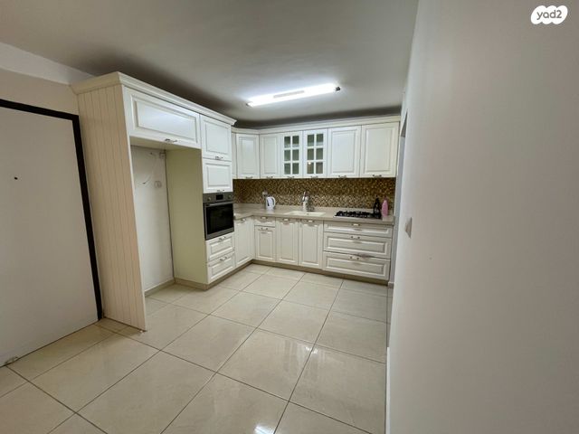 דירה, חלמית 16, עמידר, בת ים