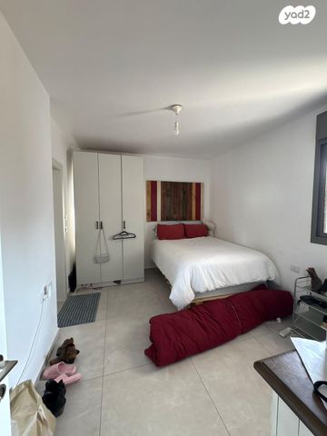 דירה, יונתן 12, נווה שמיר רמת בית שמש ה-1, בית שמש