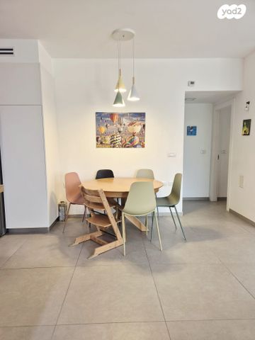 דירה, פרופ' אפרים קציר 21, רחובות המדע, רחובות