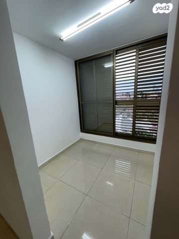 דירה, חלמית 16, עמידר, בת ים