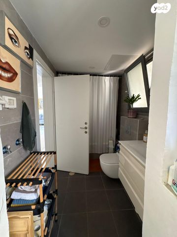 דירה, יונתן 12, נווה שמיר רמת בית שמש ה-1, בית שמש