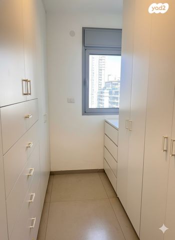 דירה, אלמוג 10, גלי כרמל, טירת כרמל