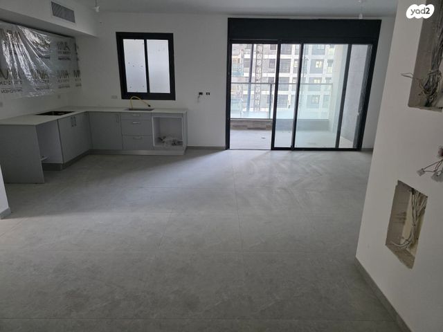 דירה, נחום סוקולוב 26, צפון מזרח מרכז העיר, נתניה