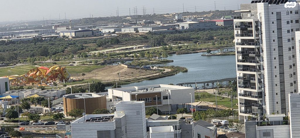 גג/ פנטהאוז, מפל התנור 13, שקמים ואגמים, אשקלון