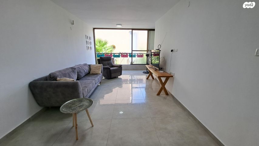 דירה, גאולים 35, קרית אילון, חולון