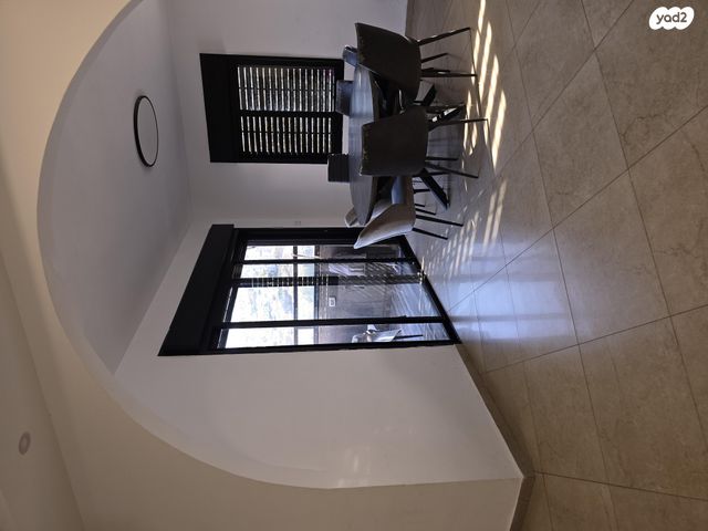 גג/ פנטהאוז, ברנר 11, אחוזת כנרת, טבריה