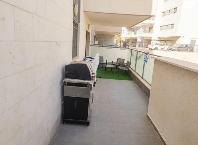 דירה, אחדות 30, בצוותא, חריש