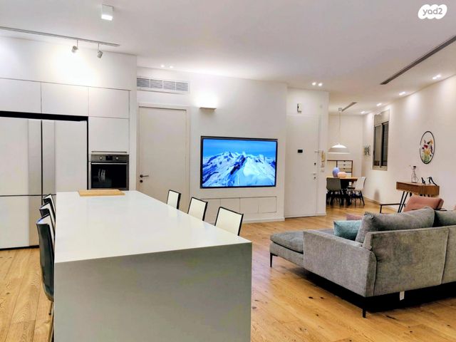 גג/ פנטהאוז, כצנלסון 14, כצנלסון, ראשון לציון