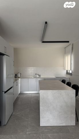 דירה, הרב אבא אבוחצירה 44, שדרות בפארק, שדרות