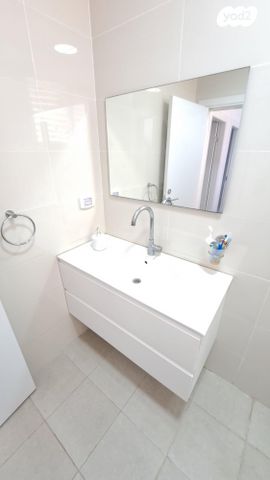 דירה, גאולים 35, קרית אילון, חולון