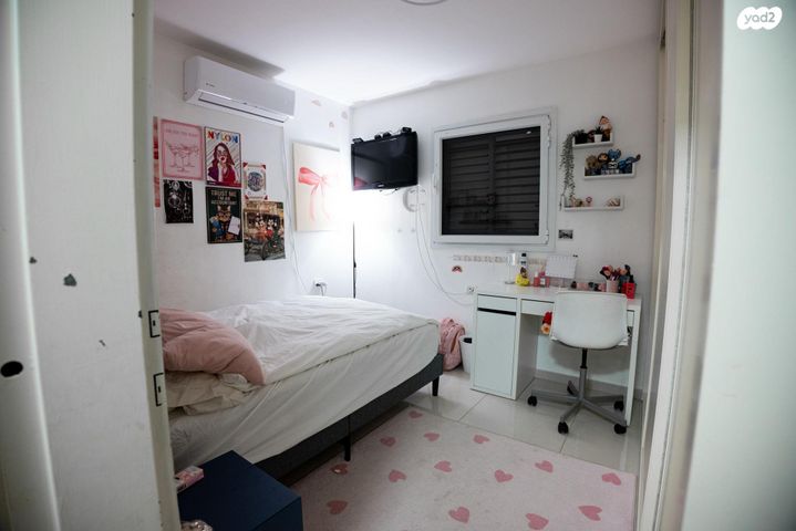 דו משפחתי, הדקל 374, ברקן, ברקן