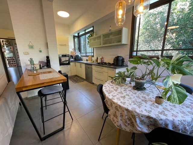 דירה, יותם 11, שמבור, חיפה