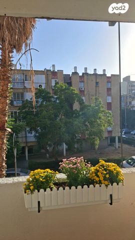 דירה, גאולים 35, קרית אילון, חולון