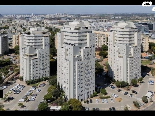 דירה, שדרות גולדה מאיר 20, קרית נורדאו, נתניה