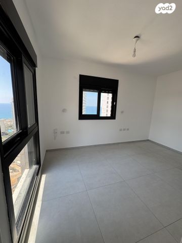 דירה, אמנון ליפקין שחק 6, נוף הטיילת, נתניה