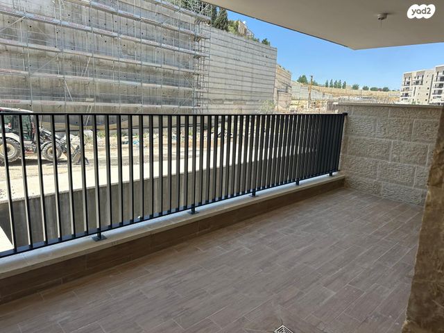 דירה, יצחק ארנסט נבנצל 1, מורדות ארנונה, ירושלים