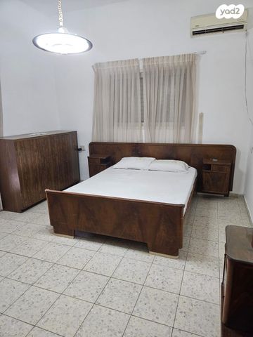 בית פרטי/ קוטג', הל"ה 7, רמת אפרים, נתניה