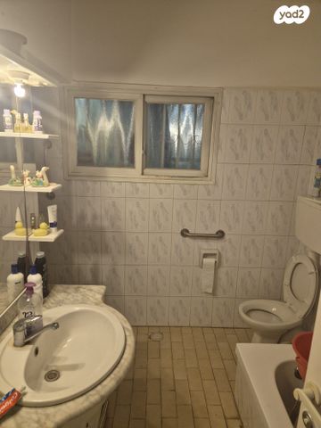 דירה, א.ד. גורדון 3, הפועל המזרחי ג', שיכון ג', בני ברק