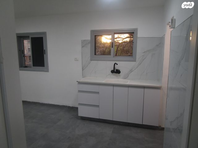 משה חיים שפירא 21