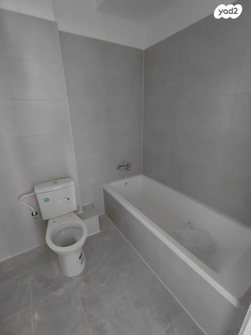 דירה, נחלה 7, עיר היין, אשקלון