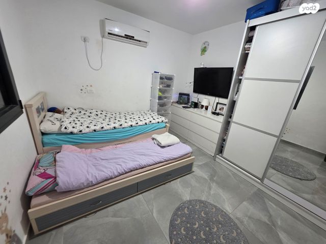 יחידת דיור, הקטלב 12, שאר העיר, חצור הגלילית