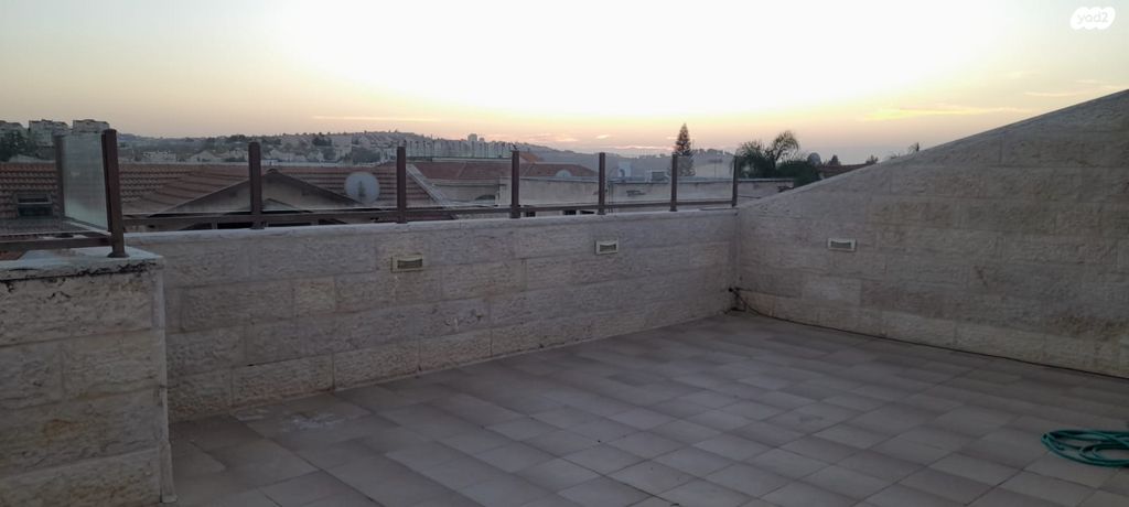 דו משפחתי, ארבעת המינים 2, קרית יערים, גבעת זאב