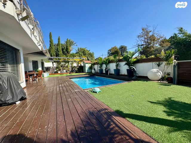 בית פרטי/ קוטג', הנשיא יצחק בן צבי 90, הרצליה פיתוח, הרצליה