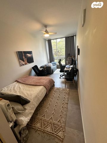 דירה, משה שרת 56, שכונת בן גוריון, מרכז העיר ג', רמת גן