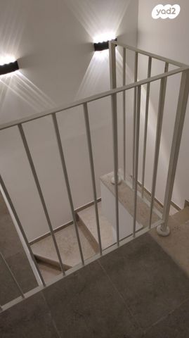 דירה, רבן יוחנן בן זכאי 55, קטמונים, ירושלים