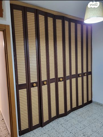 דירה, יהושע רבינוביץ 7, בן גוריון, חולון