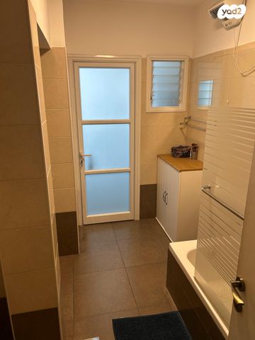 דירה, דגל ראובן 44, בר יהודה, פתח תקווה