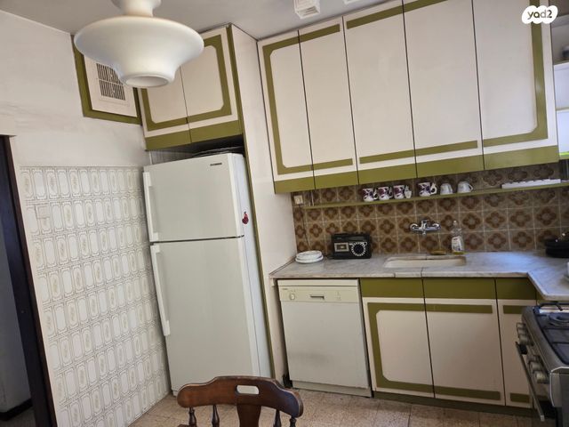 דירה, ז'בוטינסקי 134, הצפון החדש - כיכר המדינה, תל אביב יפו