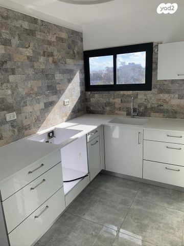 שדרות יוספטל 152