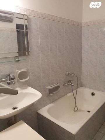 דירה, ז'בוטינסקי 134, הצפון החדש - כיכר המדינה, תל אביב יפו