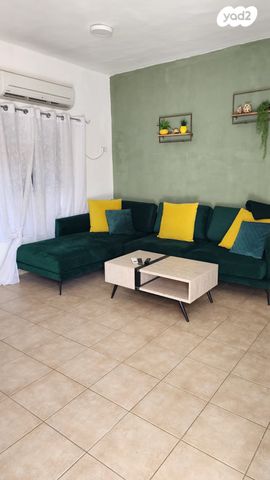 סמטת הצוק 350