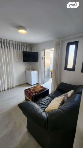 יחידת דיור, שדרות היונה 109, שאר העיר, מיתר / כרמית